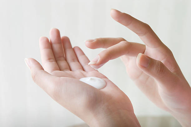 Application of isopropyl myristate
