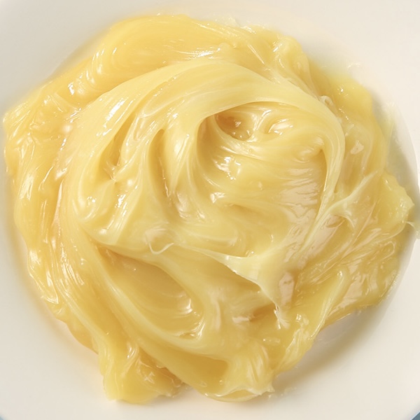 High quilty lanolin Anhydrous with Cas 8006-54-0 china manufacturer- Runtai Chemical